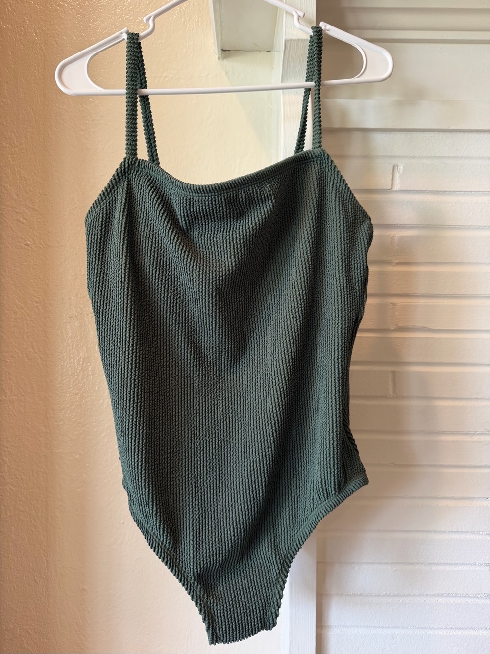 Kona Sol Green Textured High Coverage One Piece Swimsuit Size L 12-14 NWT